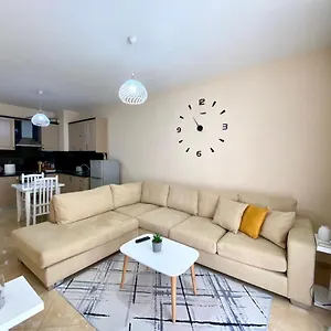  Apartment Chlo 2 Albania